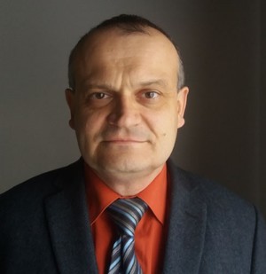 dr Tomasz Pisula